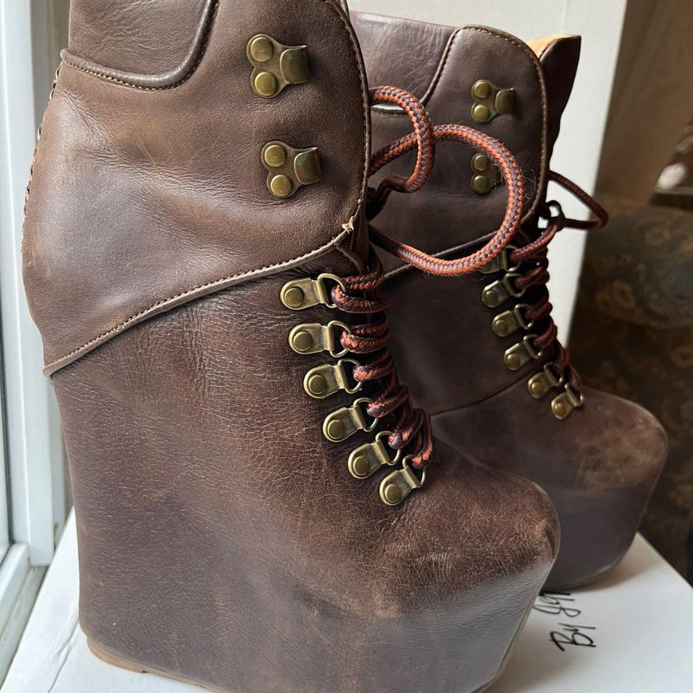 Jeffrey Campbell Damsel limited edition brown worn ONCE, size 6.5 US LIKE NEW